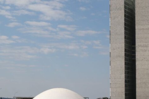 Deputados aprovam acesso da ANP a dados fiscais para combater fraudes