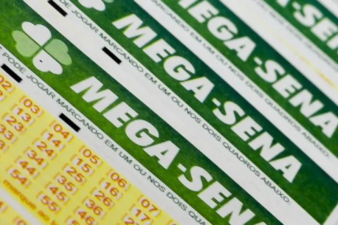 Mega da Virada 2025 premia 06 apostas com R$ 181.892.881,09 milhões para cada uma
