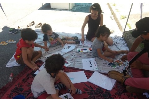 O tradicional Cultura na Vila chega à sua 24ª edição e transforma a Vila Osasco nos dias 13 e 14 de dezembro em um grande palco a céu aberto, celebrando aqueles que carregam a memória e a história da nossa cidade: os idosos.